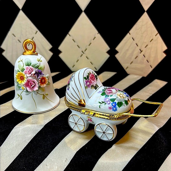 Porcelain Floral Set – Baby Carriage Trinket Box & Bell with 3D Flowers - Picture 4 of 8
